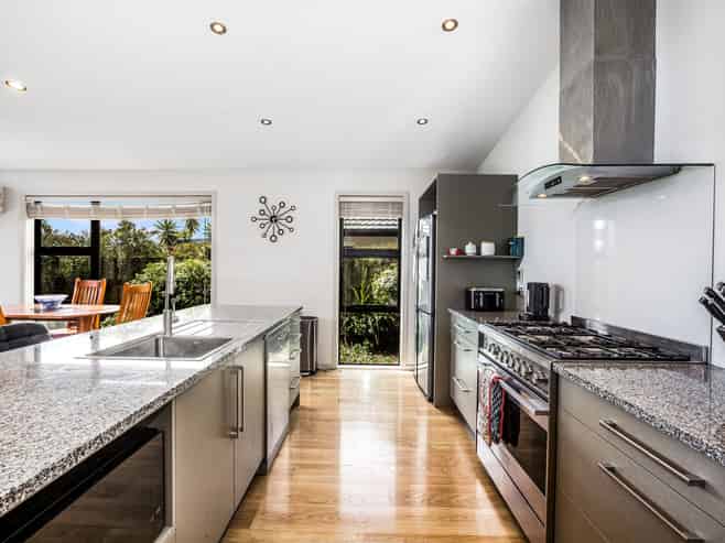 98 Navigation Drive, Whitby