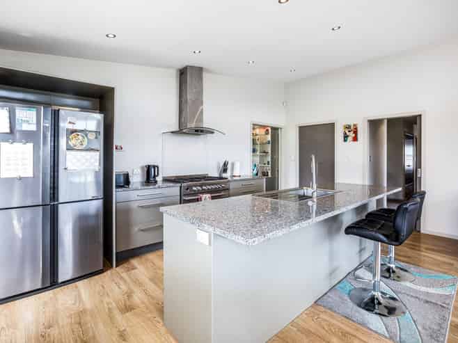 98 Navigation Drive, Whitby