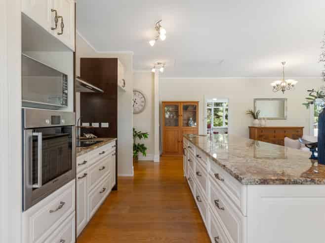 4 Kereru Grove, Greenhithe