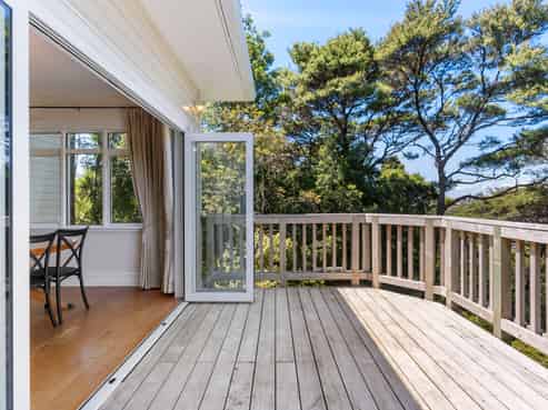 4 Kereru Grove, Greenhithe