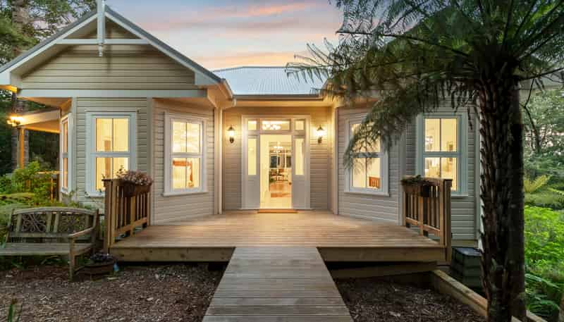 4 Kereru Grove, Greenhithe