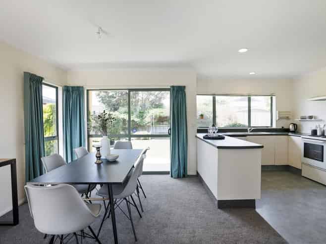 6 Mistral Place, Paraparaumu Beach