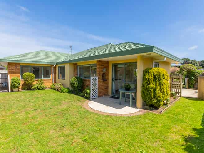 6 Mistral Place, Paraparaumu Beach