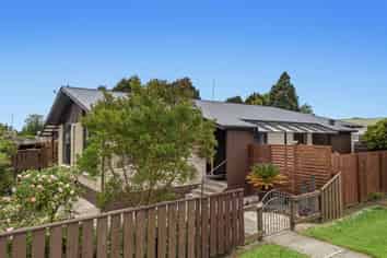 123 College Road, Edgecumbe