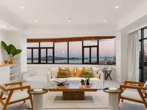 10/10 Shelly Beach Road, Saint Marys Bay