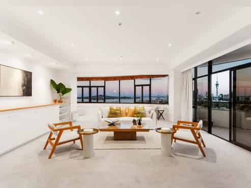 10/10 Shelly Beach Road, Saint Marys Bay