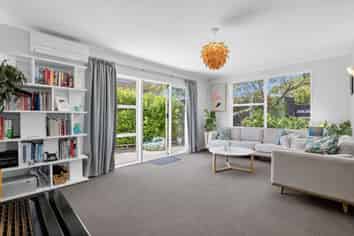 85 Kia Ora Road, Beach Haven