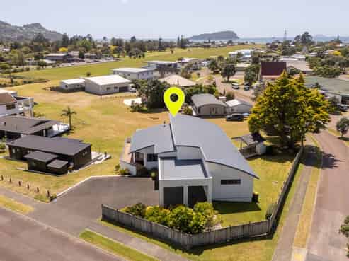 1 Centreway, Pauanui