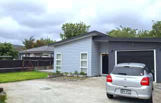 948A High Street , Avalon