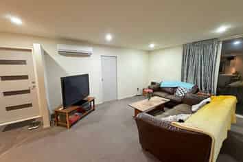 61D Antigua Street, Addington