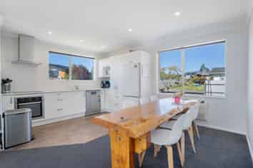 5 Waterford Drive, Winton