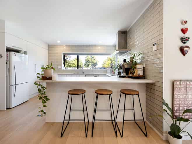 28 Bouverie Crescent, Flagstaff