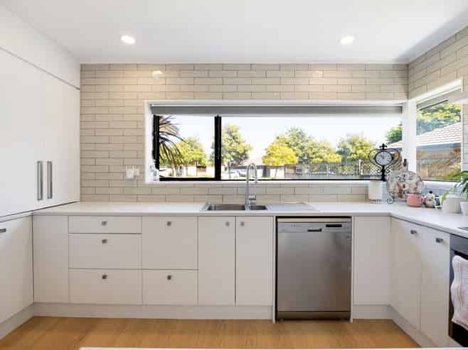 28 Bouverie Crescent, Flagstaff