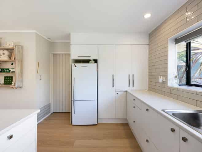 28 Bouverie Crescent, Flagstaff