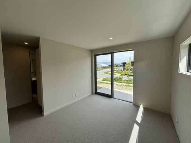 5 Barton Street, Lake Hawea