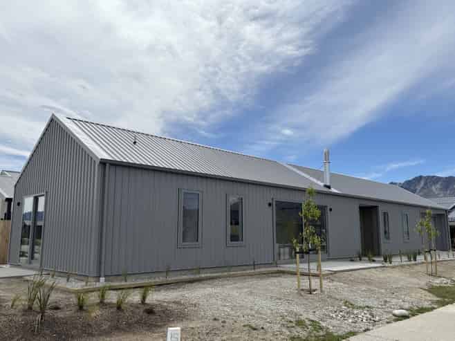 5 Barton Street, Lake Hawea