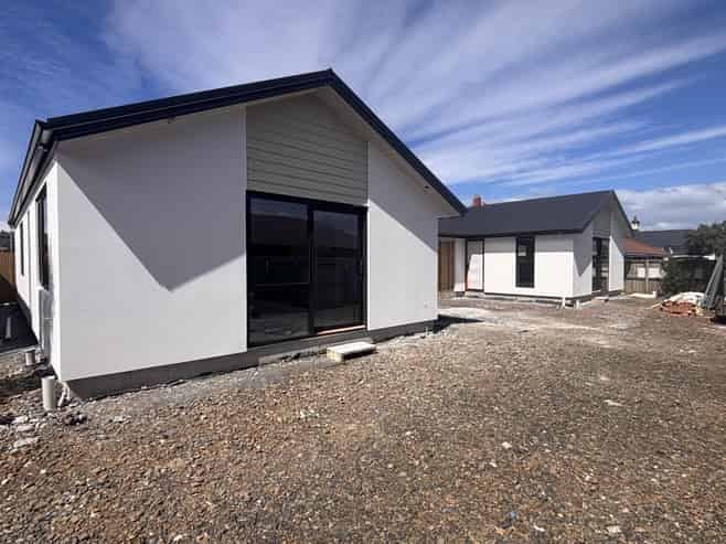 7A / 7B Victoria Street, Mosgiel