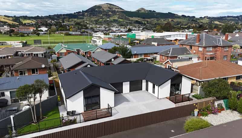 7A / 7B Victoria Street, Mosgiel