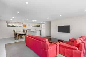 137 Waimairi Road, UPPER RICCARTON