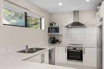 137 Waimairi Road, UPPER RICCARTON