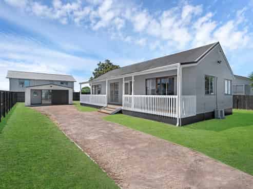 118 Shifnal Drive, Randwick Park