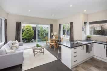 6D Kauri St, Riccarton