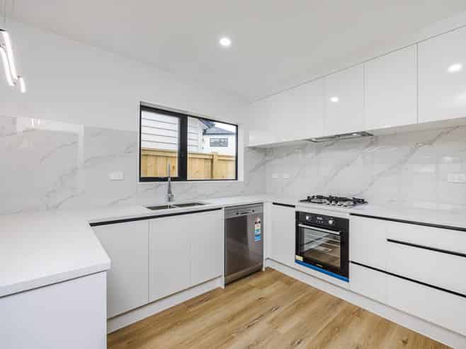 14D Friesian Drive, Mangere