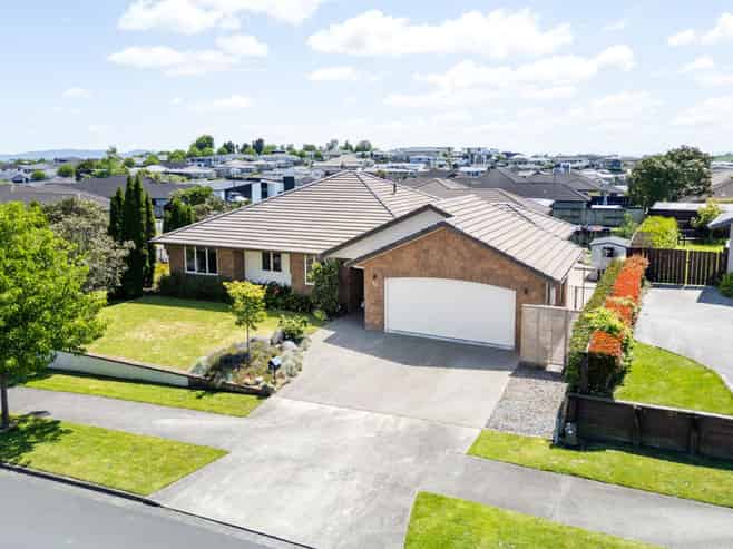 52 Magellan Rise, Flagstaff