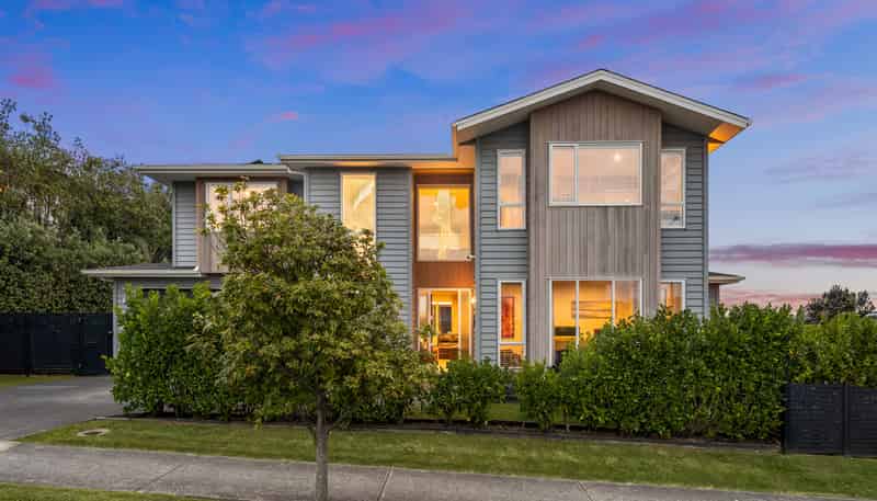 2 Boocock Crescent, Orewa
