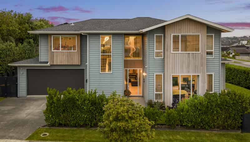 2 Boocock Crescent, Orewa