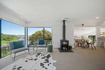 102 Montgomery Avenue, Karori