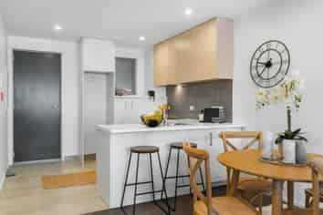G4/17 Link Crescent, Stanmore Bay