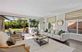 18 Ernest Place, Brightwater