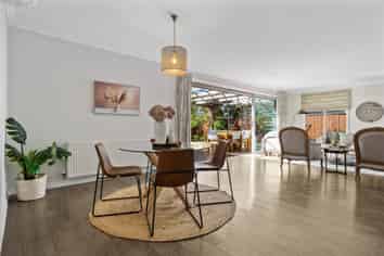 18 Ernest Place, Brightwater