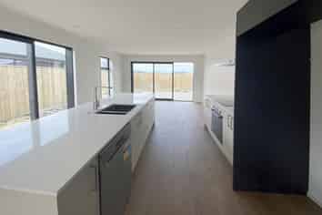 15 Kilphin Street, Hampstead