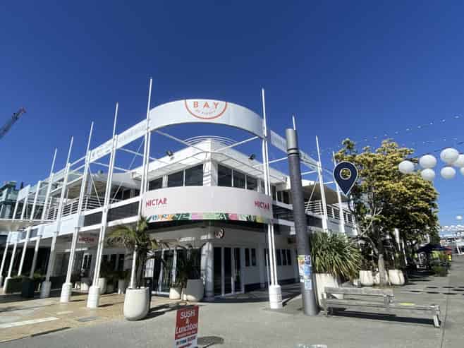 Affordable office, premium Strand location