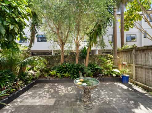 4/76 Galway Street, Onehunga