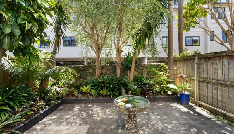 4/76 Galway Street, Onehunga