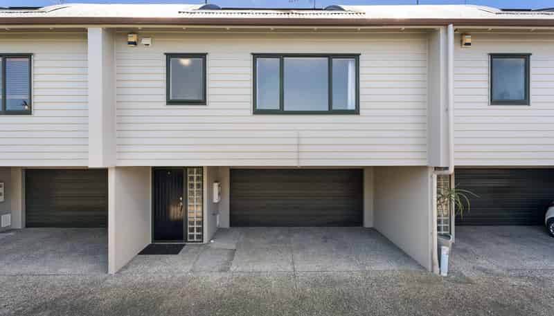 4/76 Galway Street, Onehunga