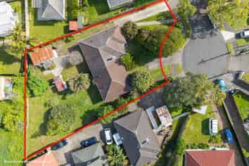 11 and 13 Howlett Street, Waterview