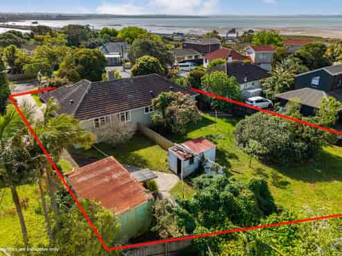 11 and 13 Howlett Street, Waterview