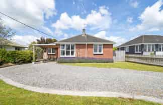 24 Sherwill Street East, Feilding