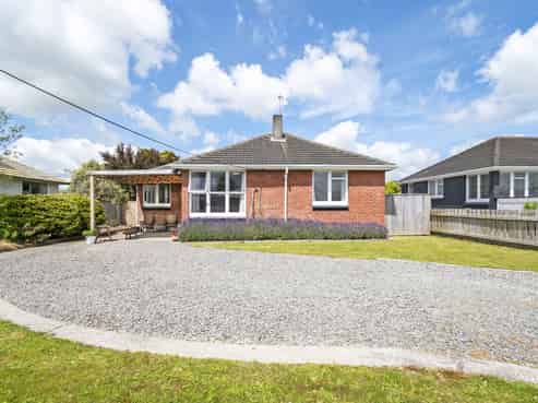 24 Sherwill Street East, Feilding