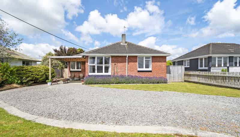 24 Sherwill Street East, Feilding