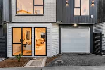 122D Leybourne Circle, Glen Innes