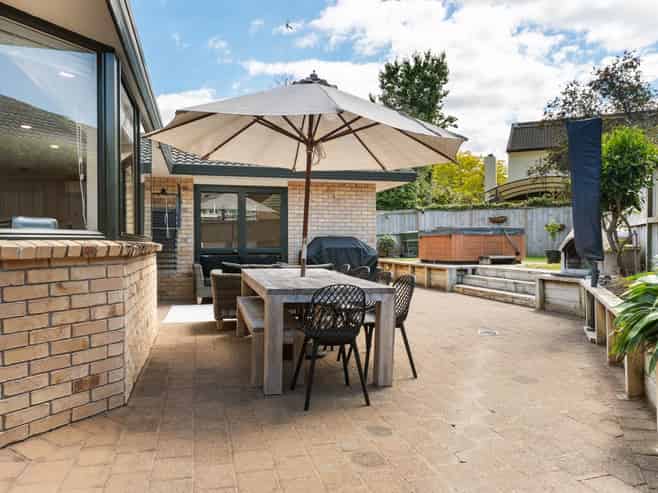 89 Landing Drive, Albany