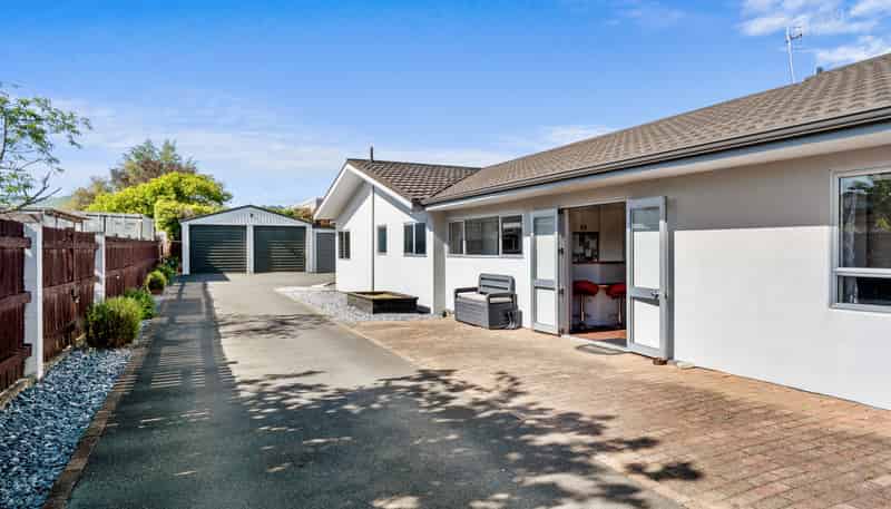 3 Coach Place, Brightwater