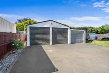 3 Coach Place, Brightwater