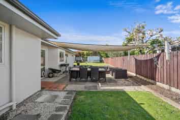 3 Coach Place, Brightwater