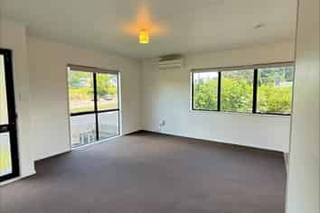 131C Sunset Road, Mangakakahi